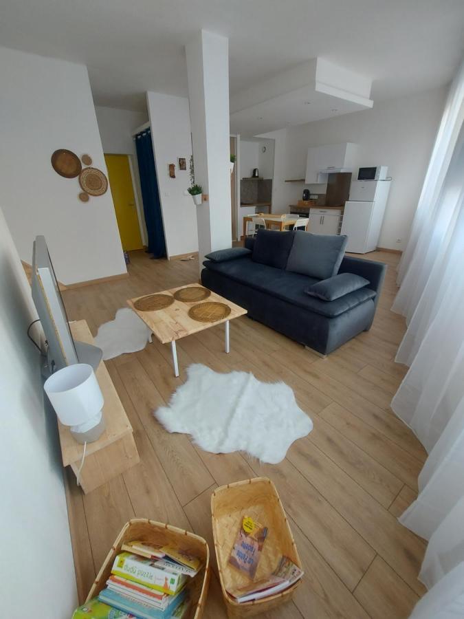 Appart' Duchatelain Lumineux, Vue Sur Chateau Montbéliard Eksteriør billede